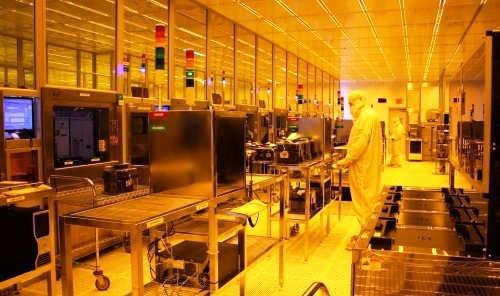 量子计算机业者d-wave在2015年宣布将其量子运算产品转至该晶圆厂生产